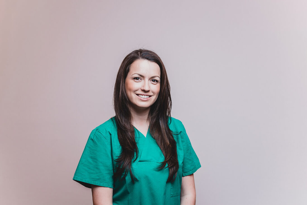 Mund-, Kiefer-, Gesichtschirurgie – Coburg – Feller / Otte – Team – Dr. med. dent. Antje Tröster Mund-, Kiefer-, Gesichtschirurgie - Coburg - Feller / Otte - Team - Dr. med. dent. Antje Tröster