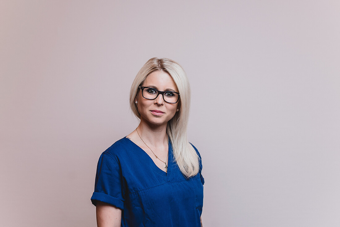 Mund-, Kiefer-, Gesichtschirurgie – Coburg – Feller / Otte – Team – Kathrin Rosenzweig Mund-, Kiefer-, Gesichtschirurgie - Coburg - Feller / Otte - Team - Kathrin Rosenzweig